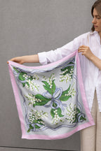 Pink square silk scarf Jardin Secret - small