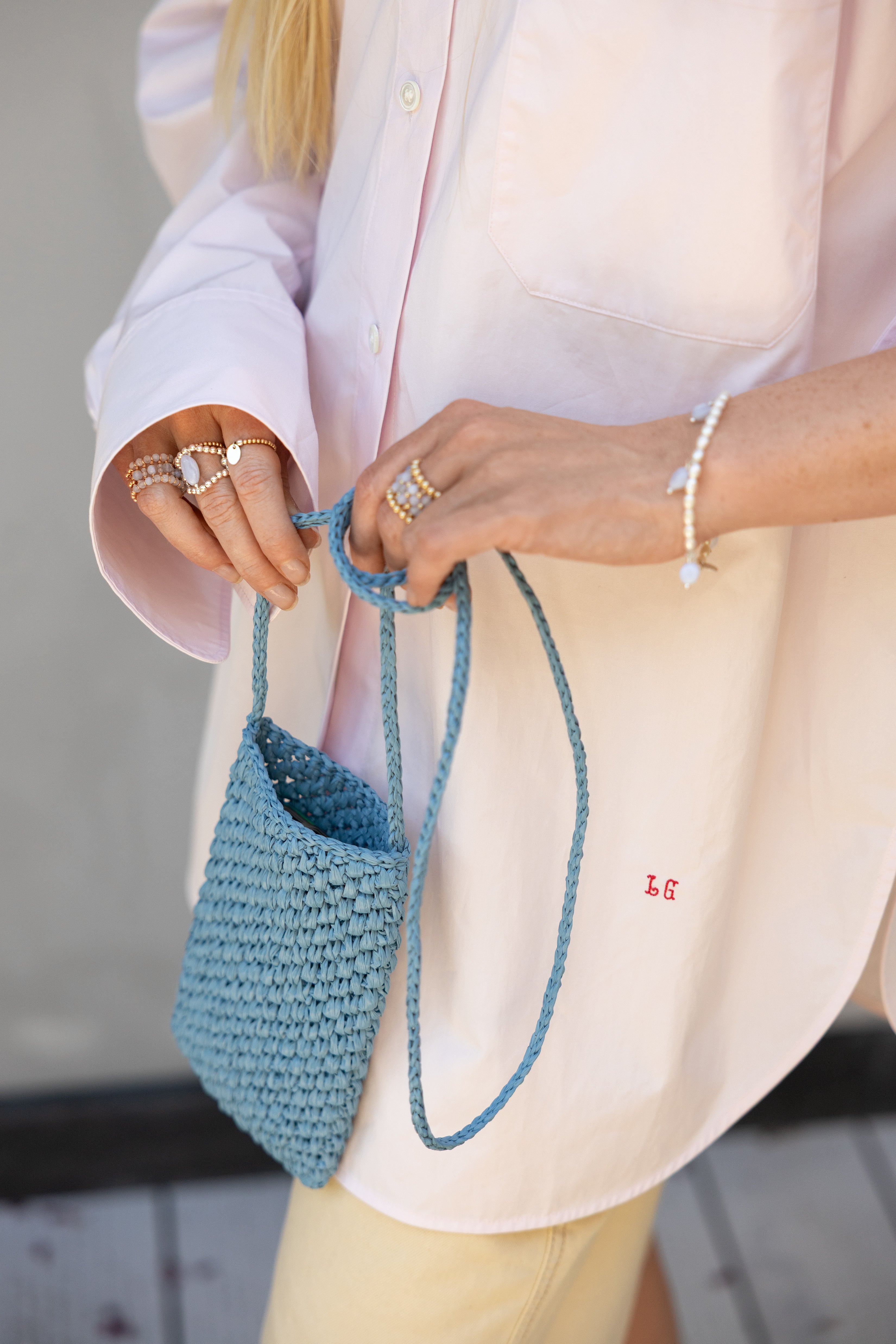 Blue raffia phone bag La Gaufre