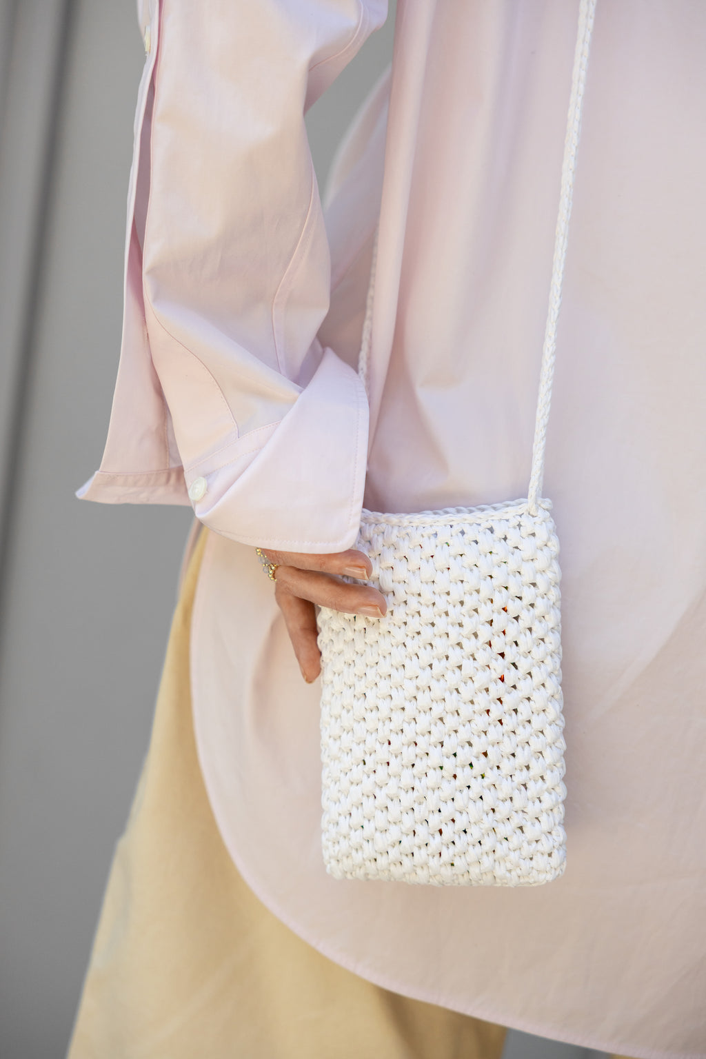 White raffia phone bag La Gaufre