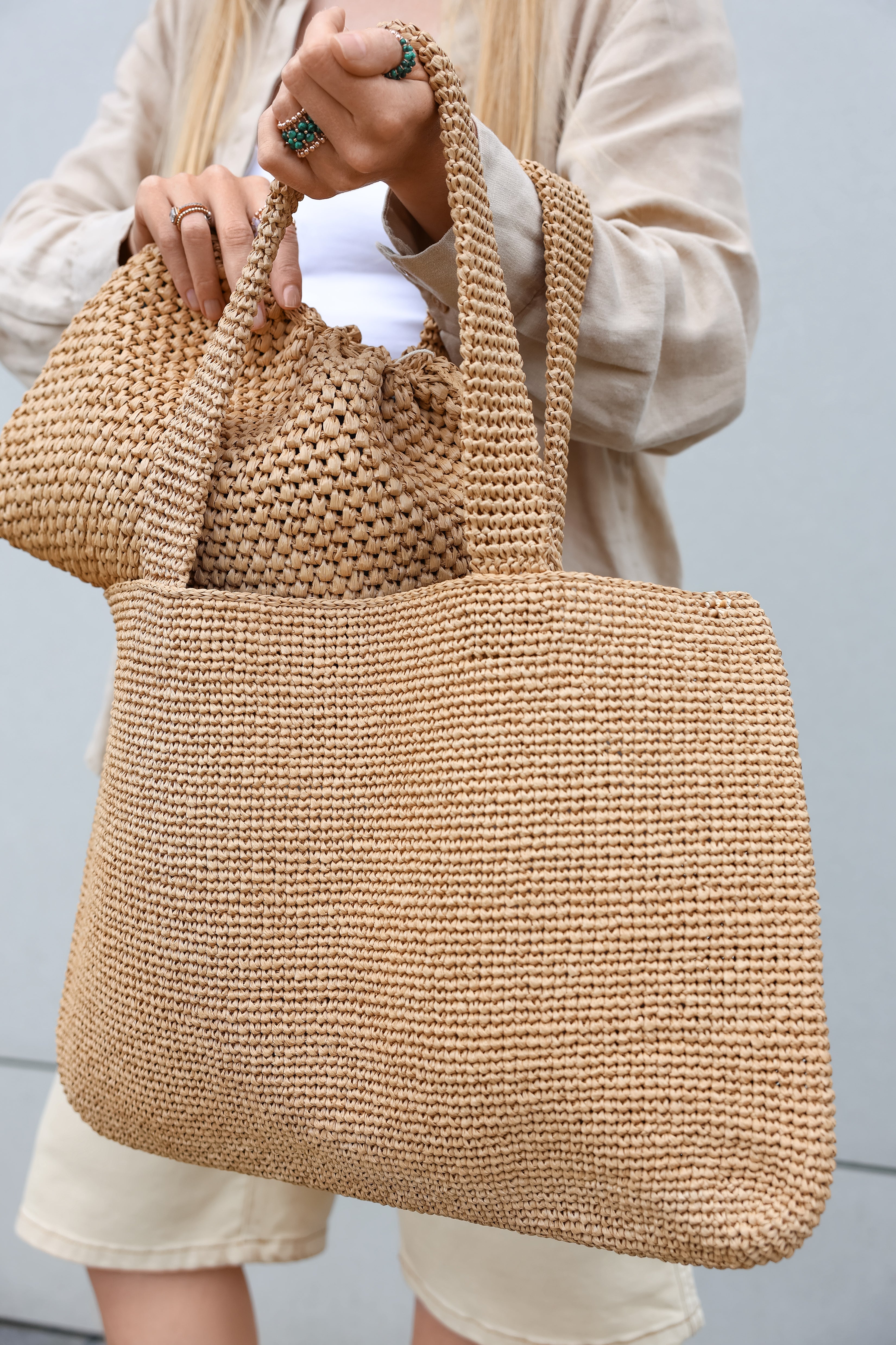 Beige raffia pouch La Poche Grande