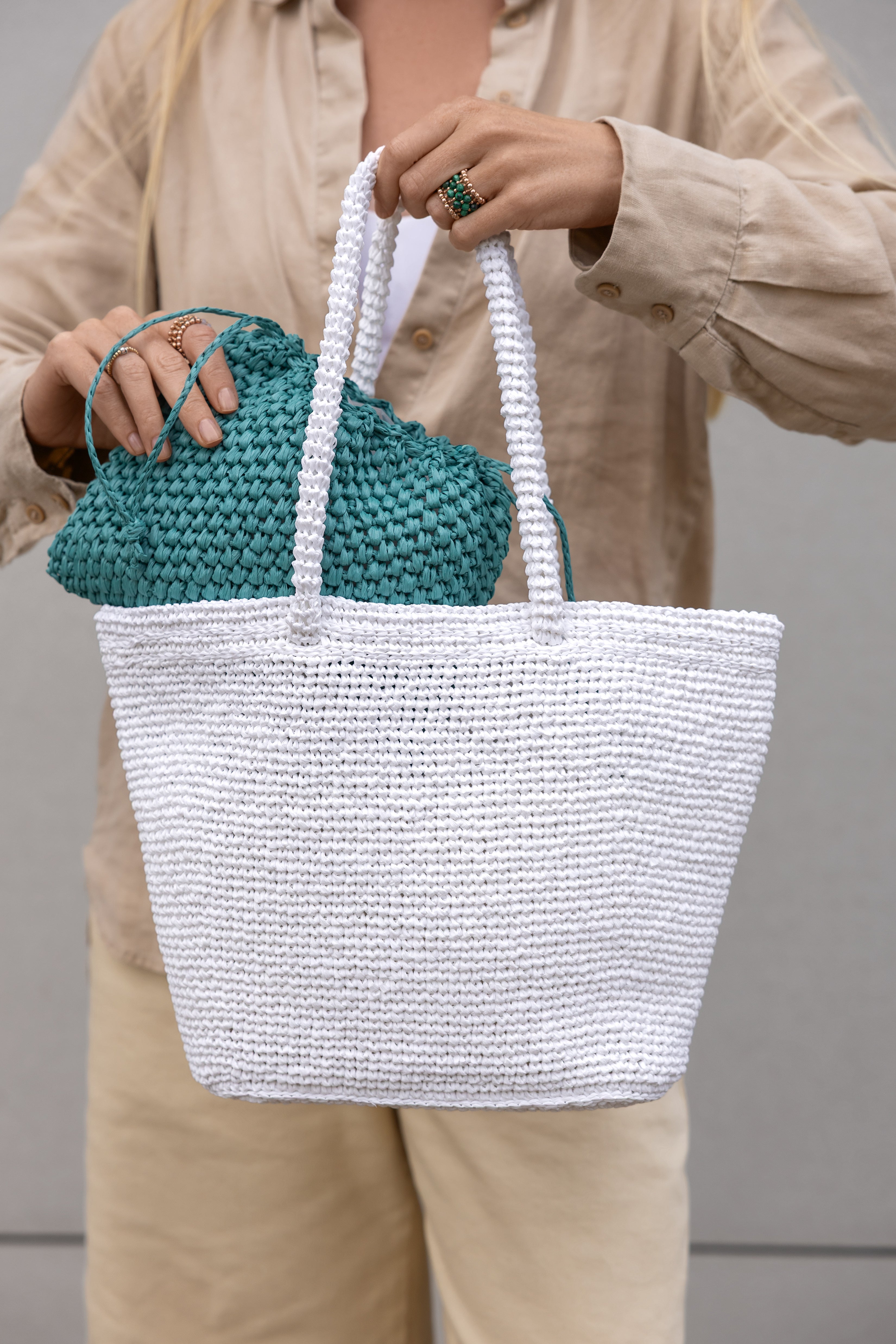 Dark turqoise raffia pouch La Poche Petite
