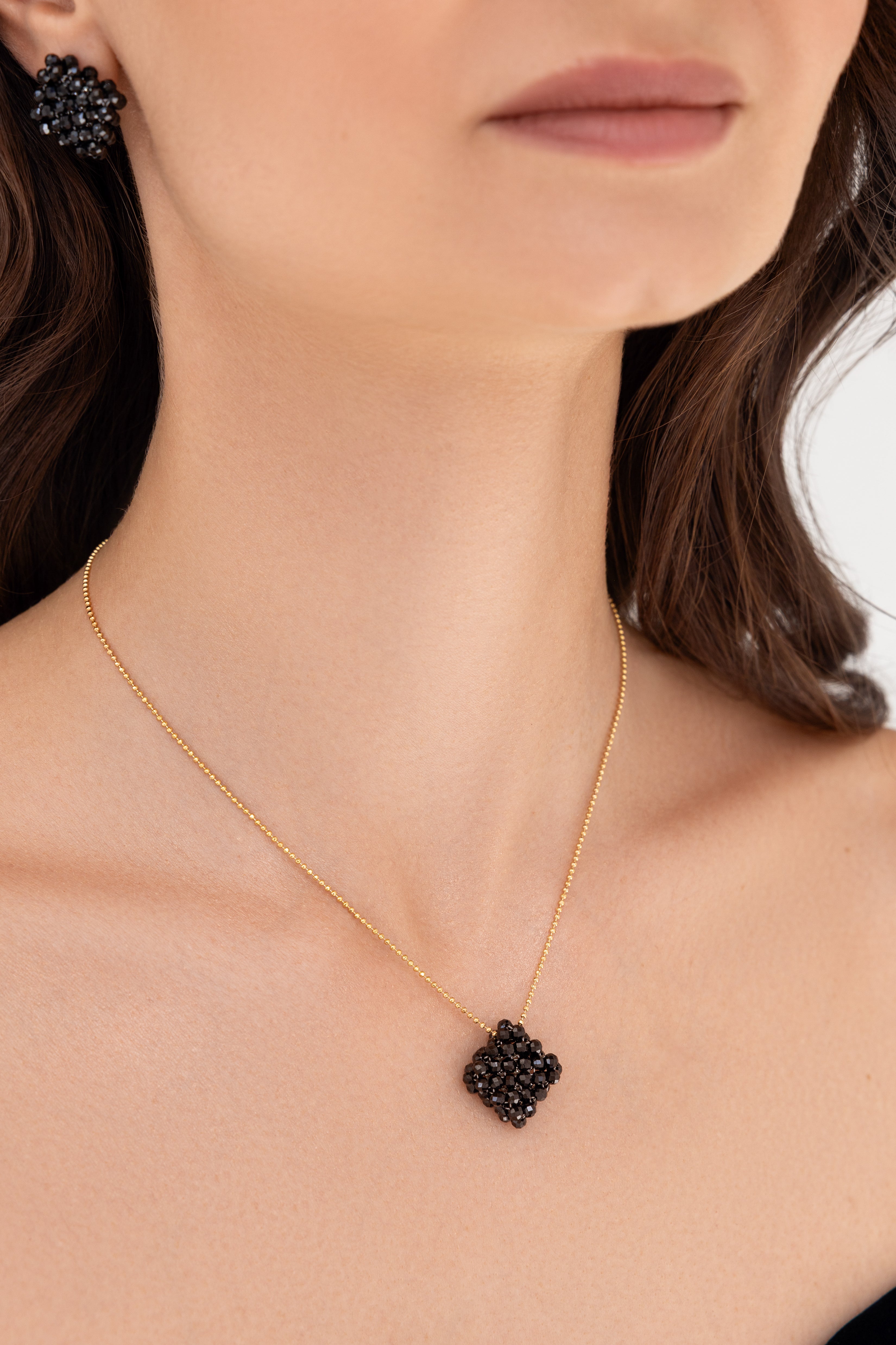 Gold-filled black spinel necklace Le Rhombe