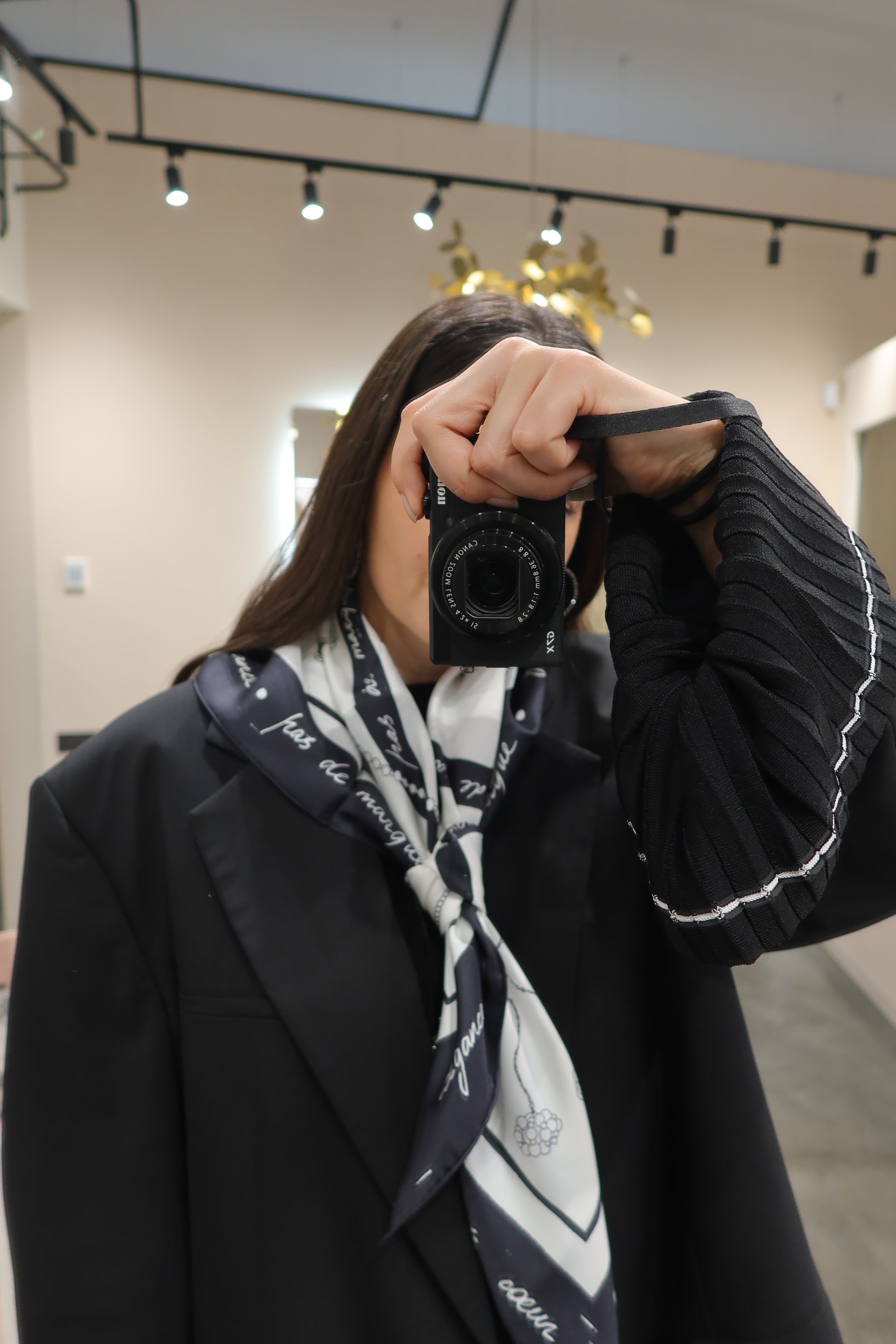 Black and white square silk scarf Esquisse - medium