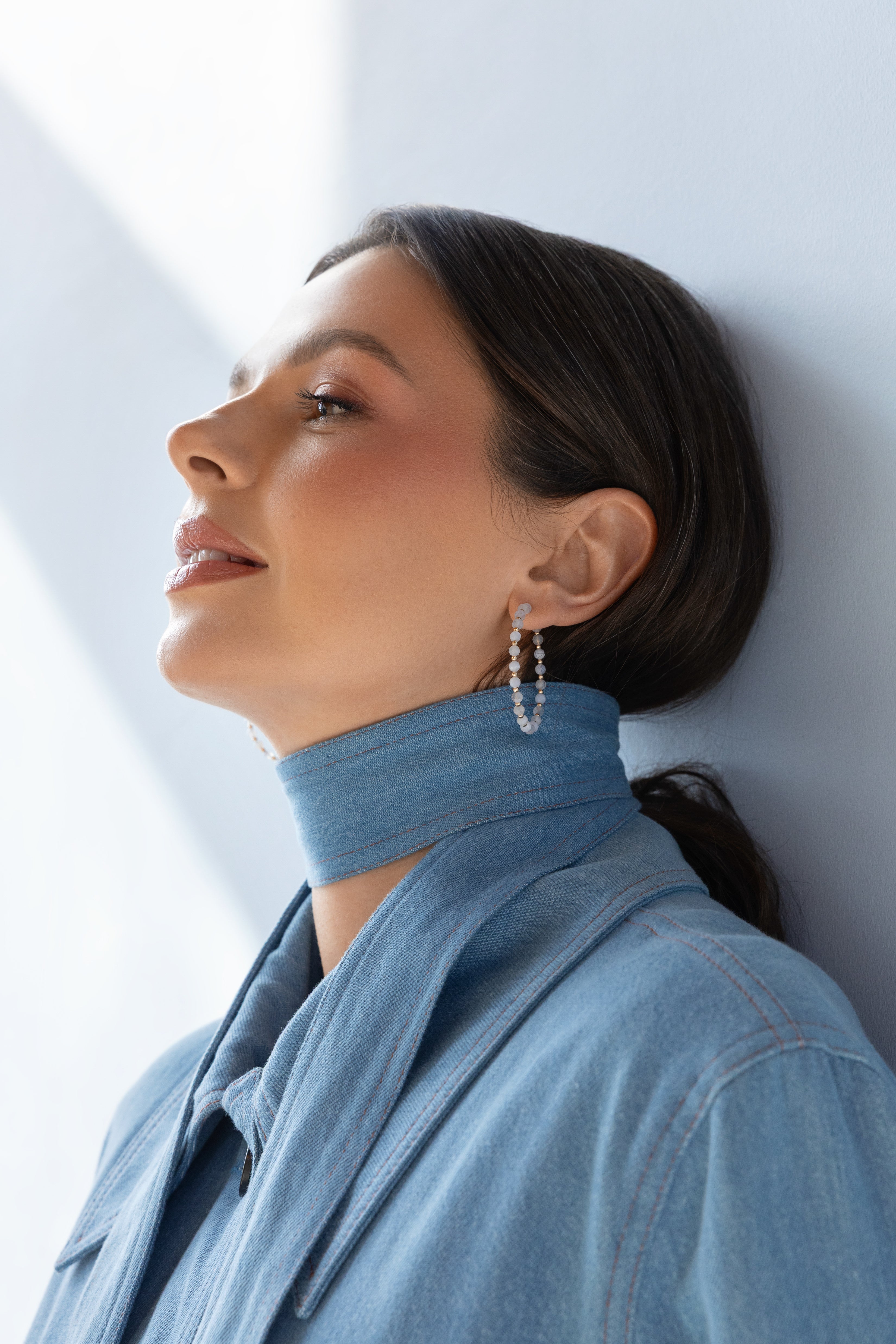 Gold-filled blue lace agate hoop earrings Alternance Grande