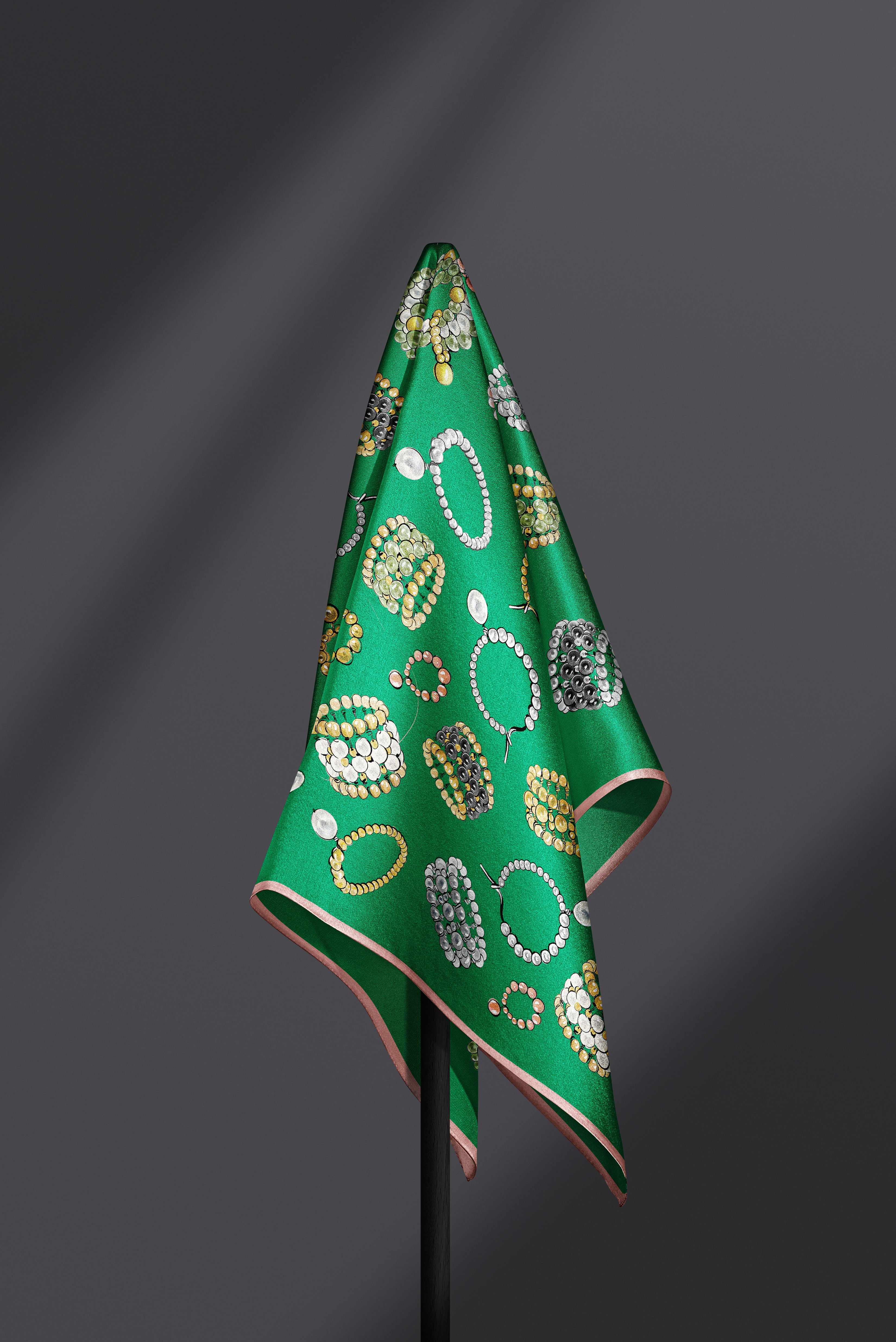 Green square silk Scarf Trésor - small
