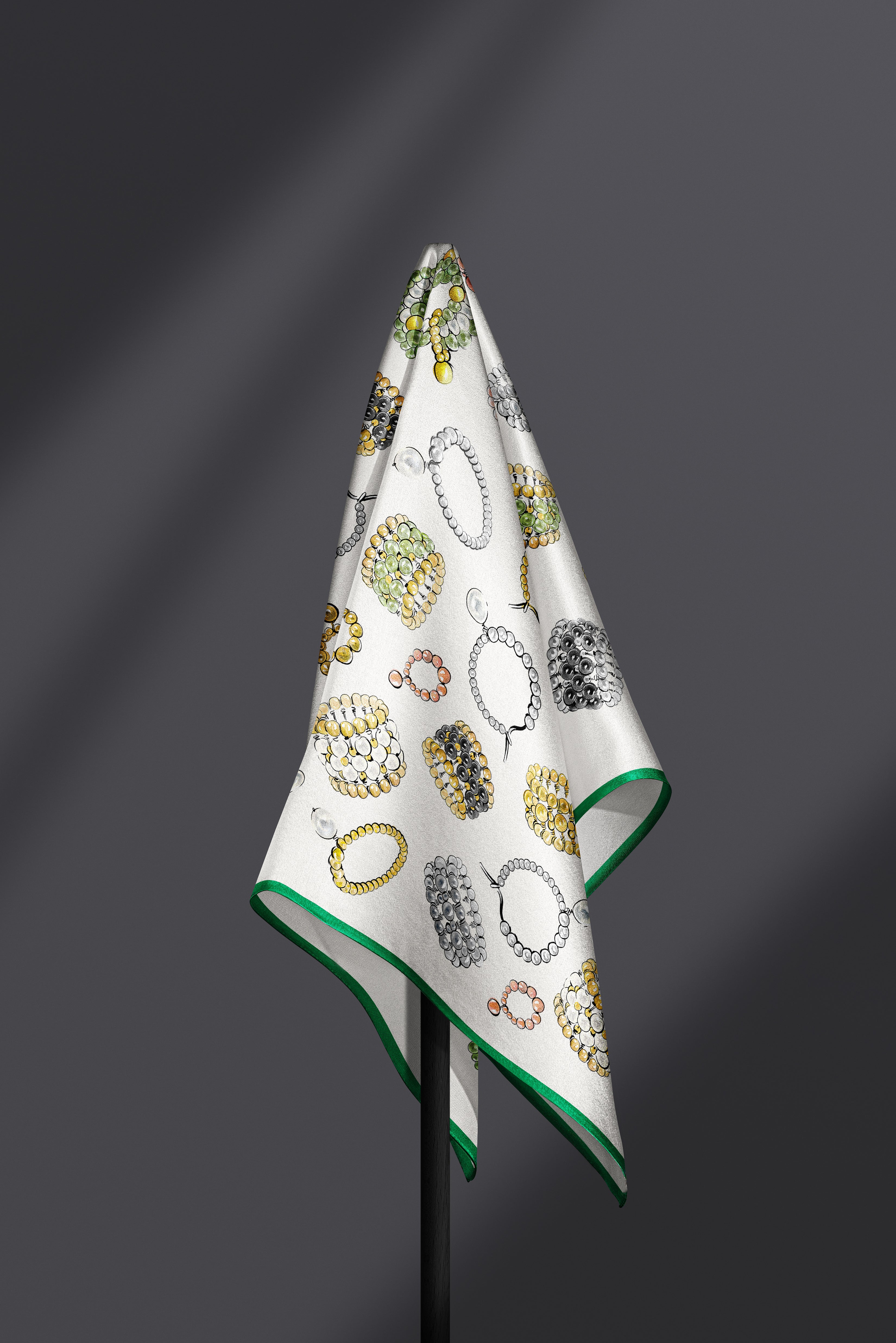 Ivory square silk Scarf Trésor - medium