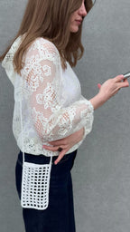 White raffia phone bag Le Portable